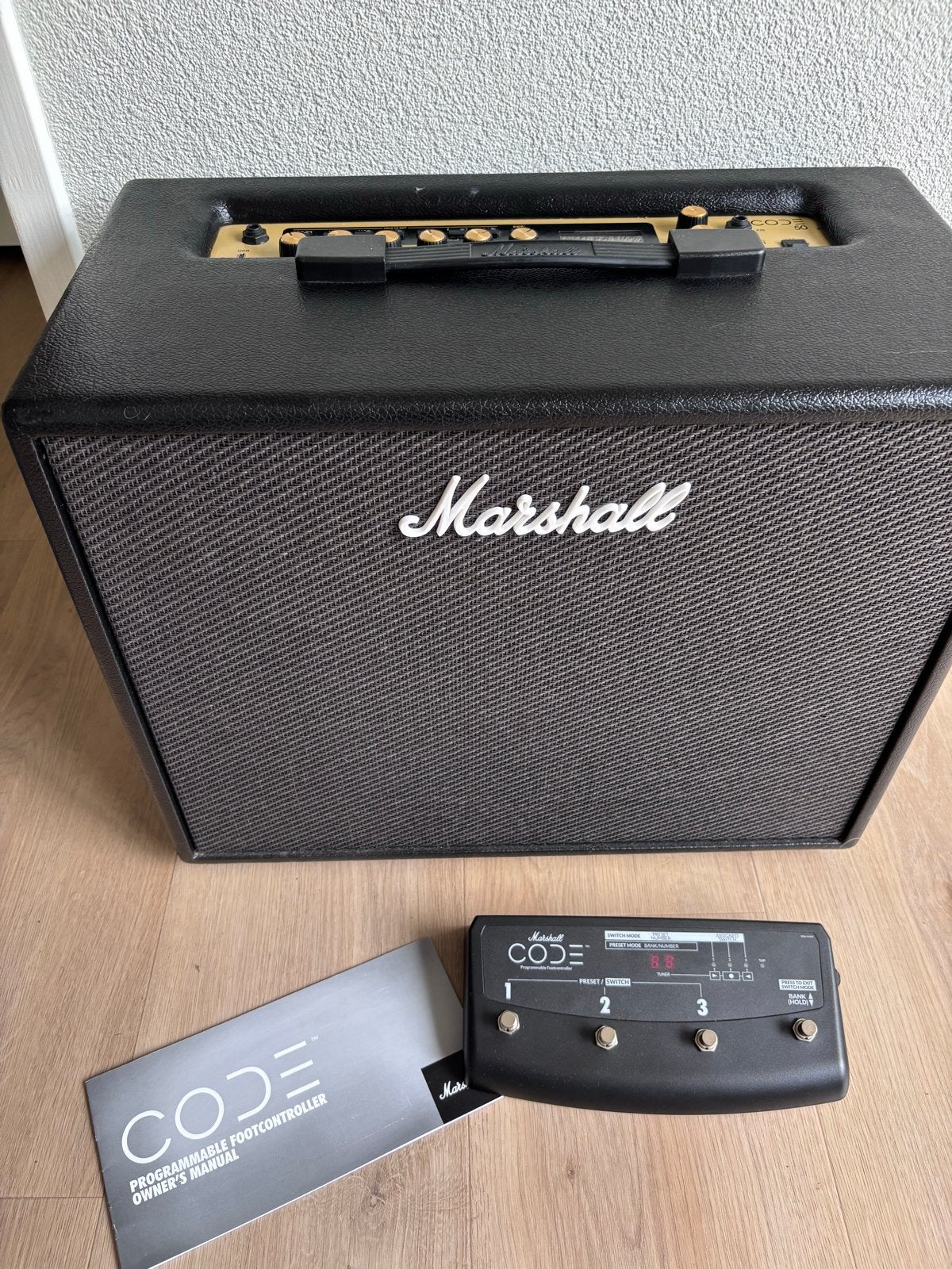 Marshall CODE 50 + voetpedaal & Epiphone Slash 15wt amp., Ophalen, Zo goed als nieuw, Gitaar, 50 tot 100 watt