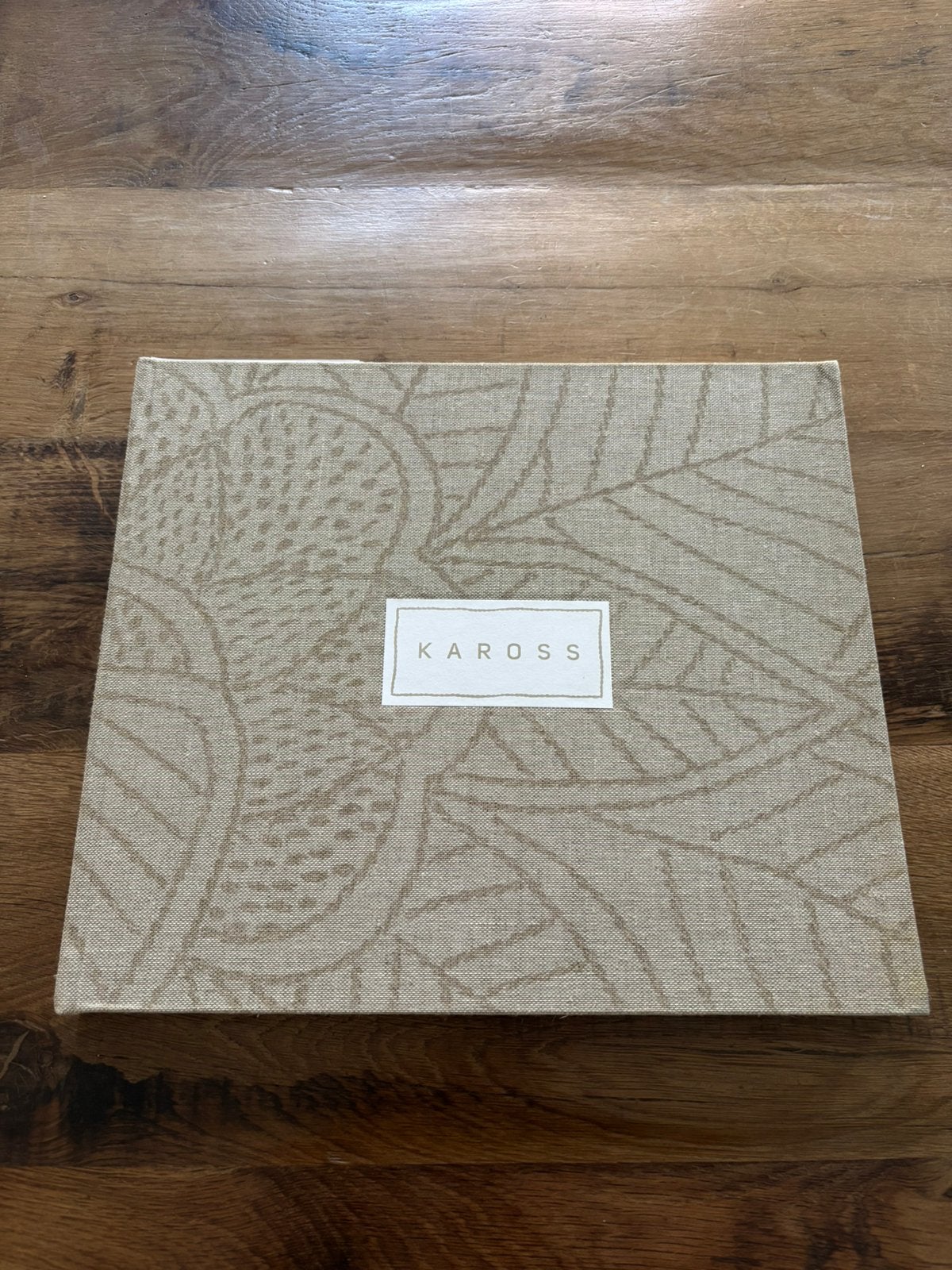 Prachtig KAROSS Koffietafelboek – Handwerkkunst Zuid-Afrika, Ophalen of Verzenden, Zo goed als nieuw