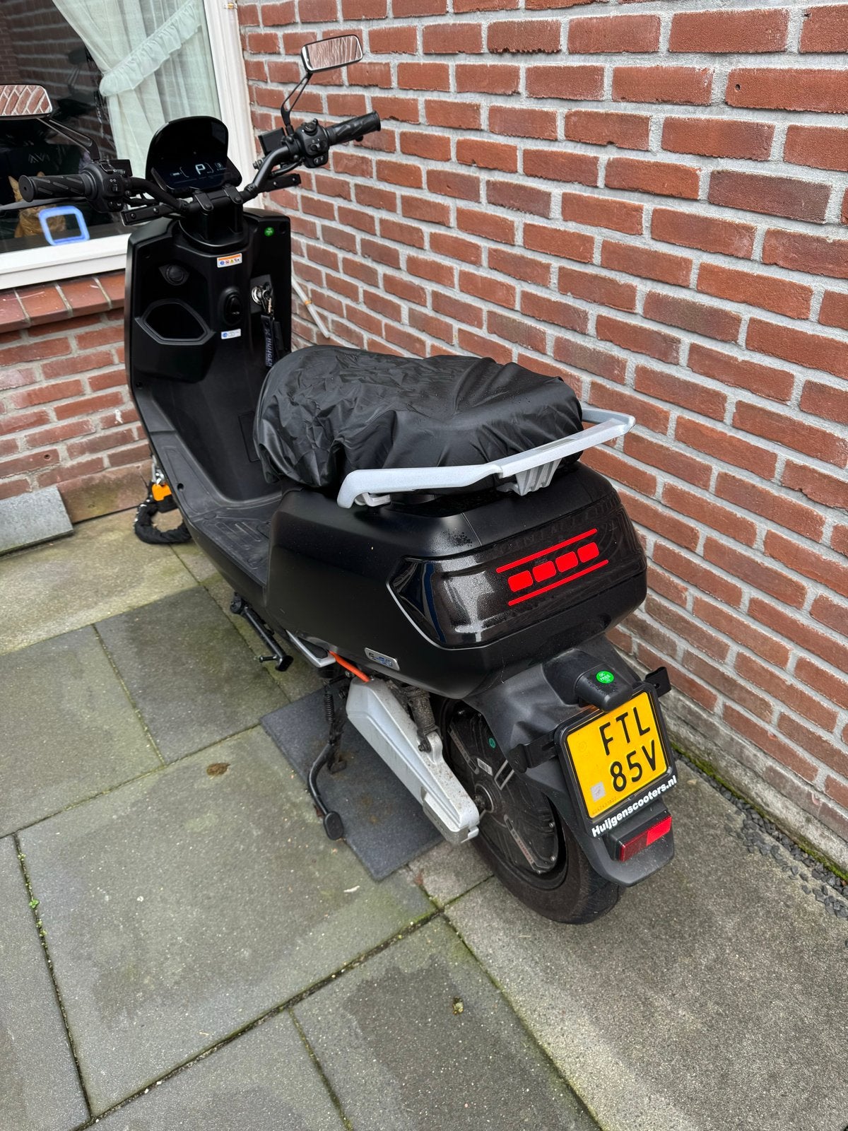 IVA E-Scooter met 2 accu's - Zo goed als nieuw, Ophalen, Zo goed als nieuw, Elektrisch, Overige merken
