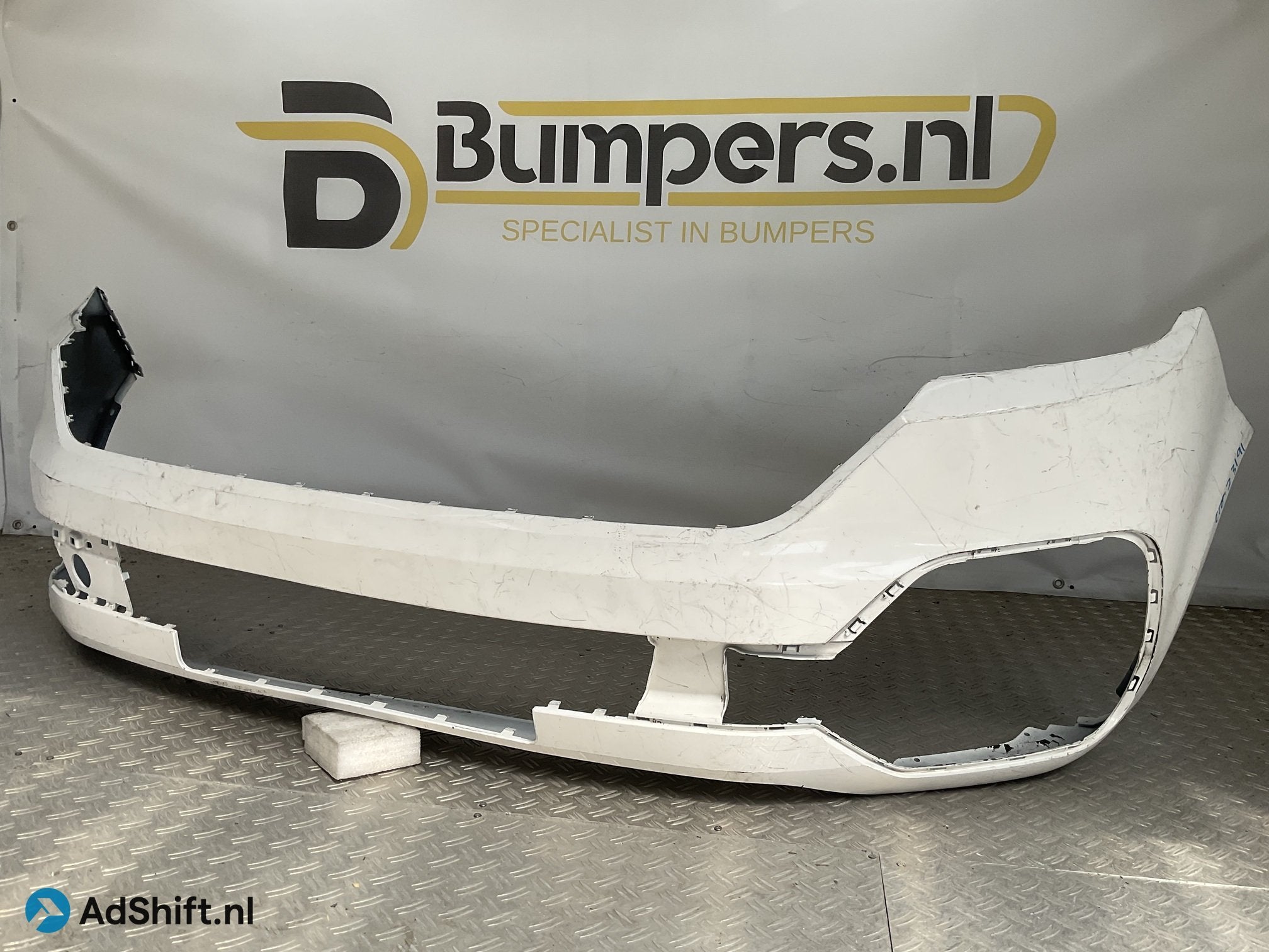 Bumper Volkswagen Transporter 7LA T6 7LA807221B Voorbumper C, Bumper