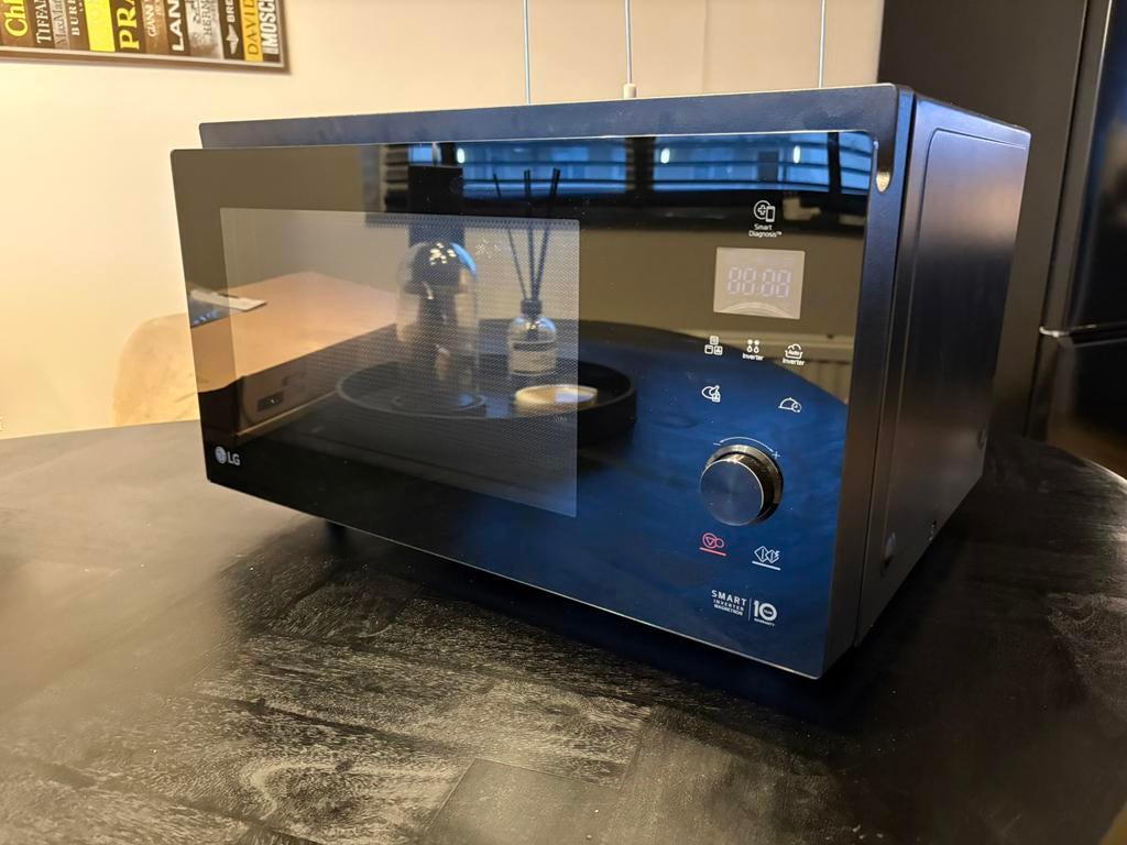 LG Combi Oven Magnetron - zwart, Ophalen, Combimagnetron, Hete lucht, Zo goed als nieuw