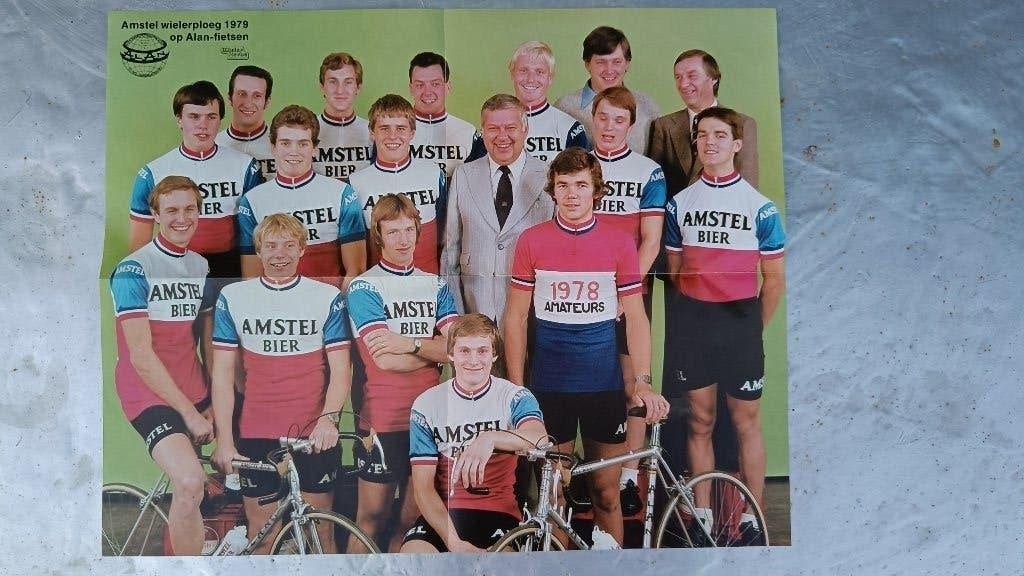 Poster 1979 Amstel Bier wielerploeg Alan Campagnolo, Verzenden, Vierkant, Zo goed als nieuw, Sport