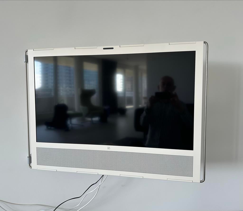 B&O Beoplay V1-40 tv, LED, 120 Hz, Zo goed als nieuw, 100 cm of meer