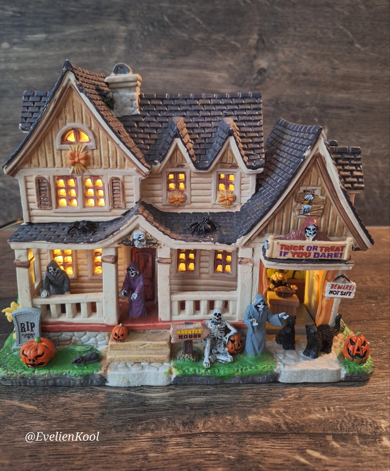 Lemax Spooky Town: Trick or Treat, if you Dare., Ophalen of Verzenden, Zo goed als nieuw