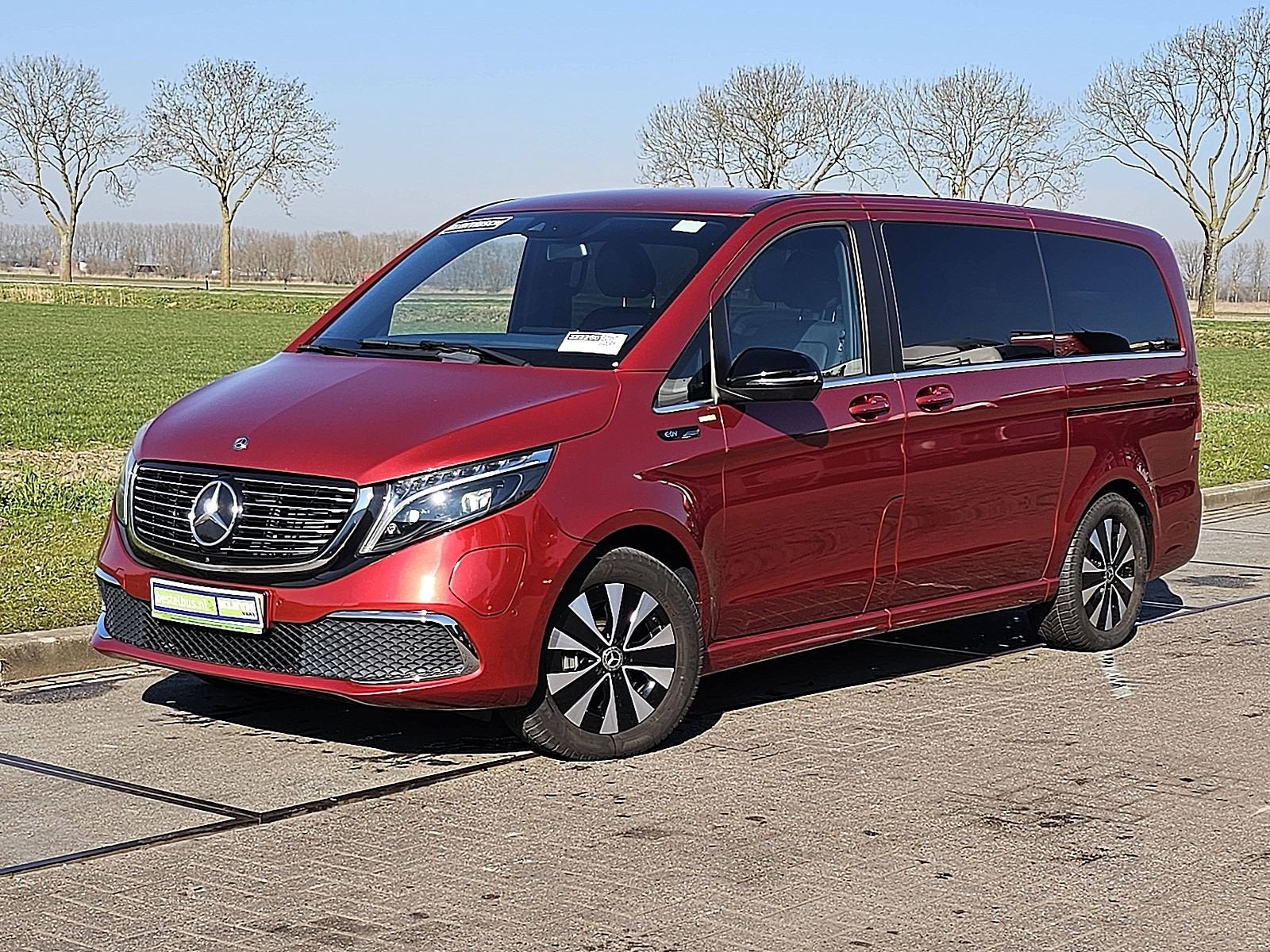 MERCEDES-BENZ EQV 300 6-zits pano navi l2!, Auto's, Bestelauto's, Automaat, Gebruikt, 95 pk, 2535 kg