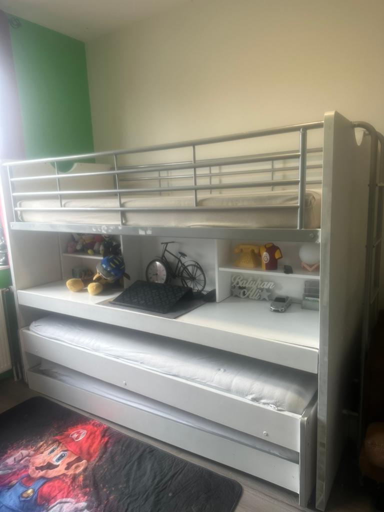 3 persoon stapelbed / bureau, Huis en Inrichting, Slaapkamer | Stapelbedden en Hoogslapers, Ophalen, Gebruikt, 90 cm, Tweepersoons