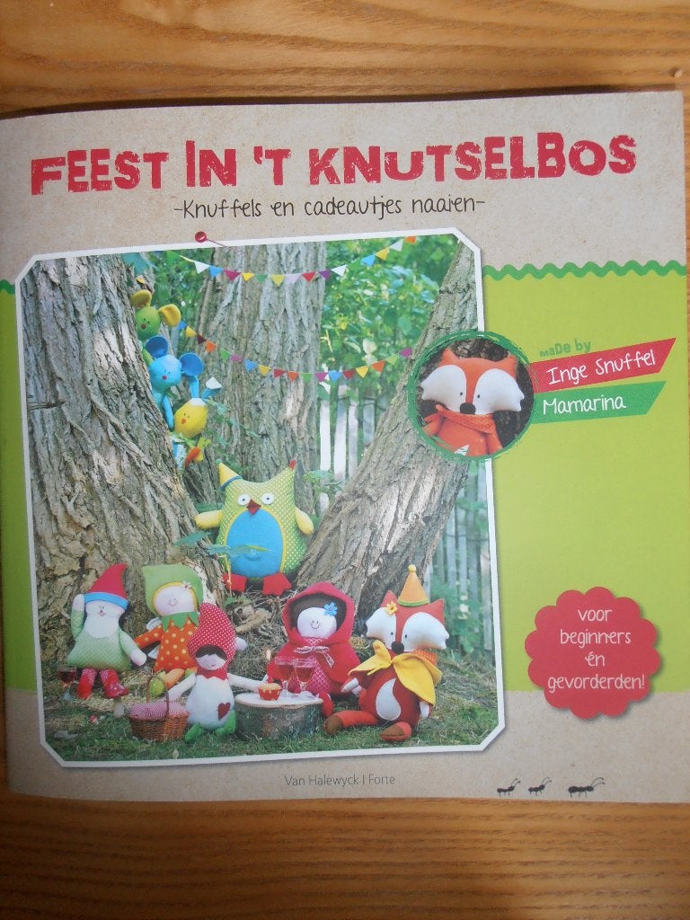Feest in ´t knutselbos, Boeken, Hobby en Vrije tijd, Ophalen of Verzenden, Nieuw, Borduren en Naaien, Mamarina en Inge Snuffel