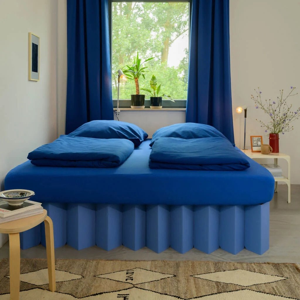 Opklapbaar kartonnen bed blauw 120-140 room in a box, Ophalen, Eenpersoons, Zo goed als nieuw, 140 cm