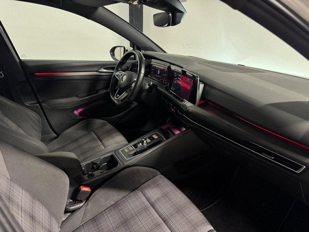 Volkswagen Golf 1.4 eHybrid GTE PANO KEYLESS CAM, Auto's, Zwart, 4 cilinders, 150 pk, Alcantara