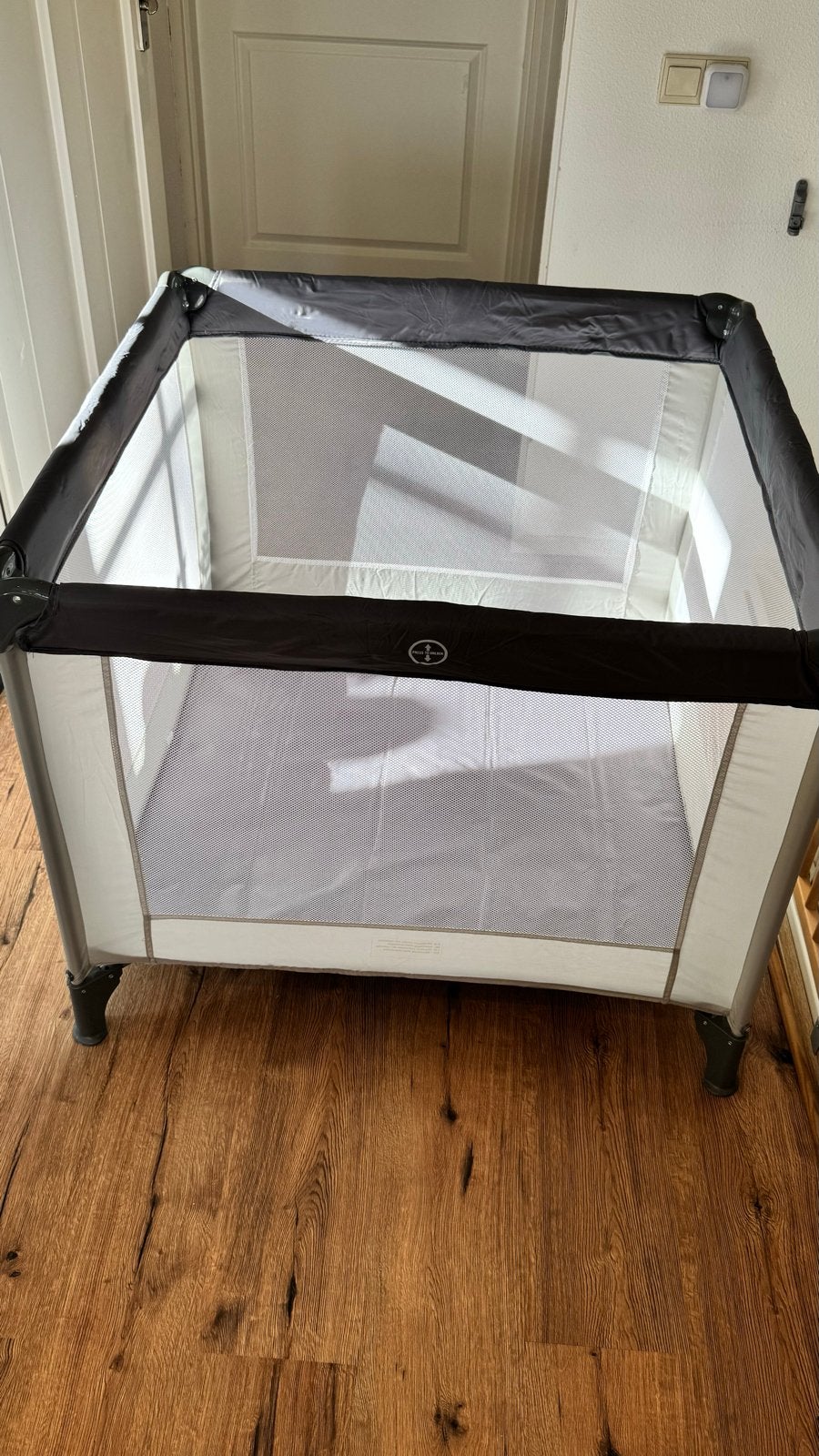 Draagbare Baby Box van Ding Baby - Zo goed als nieuw, Kinderen en Baby's, Ophalen, Zo goed als nieuw, Vierkant
