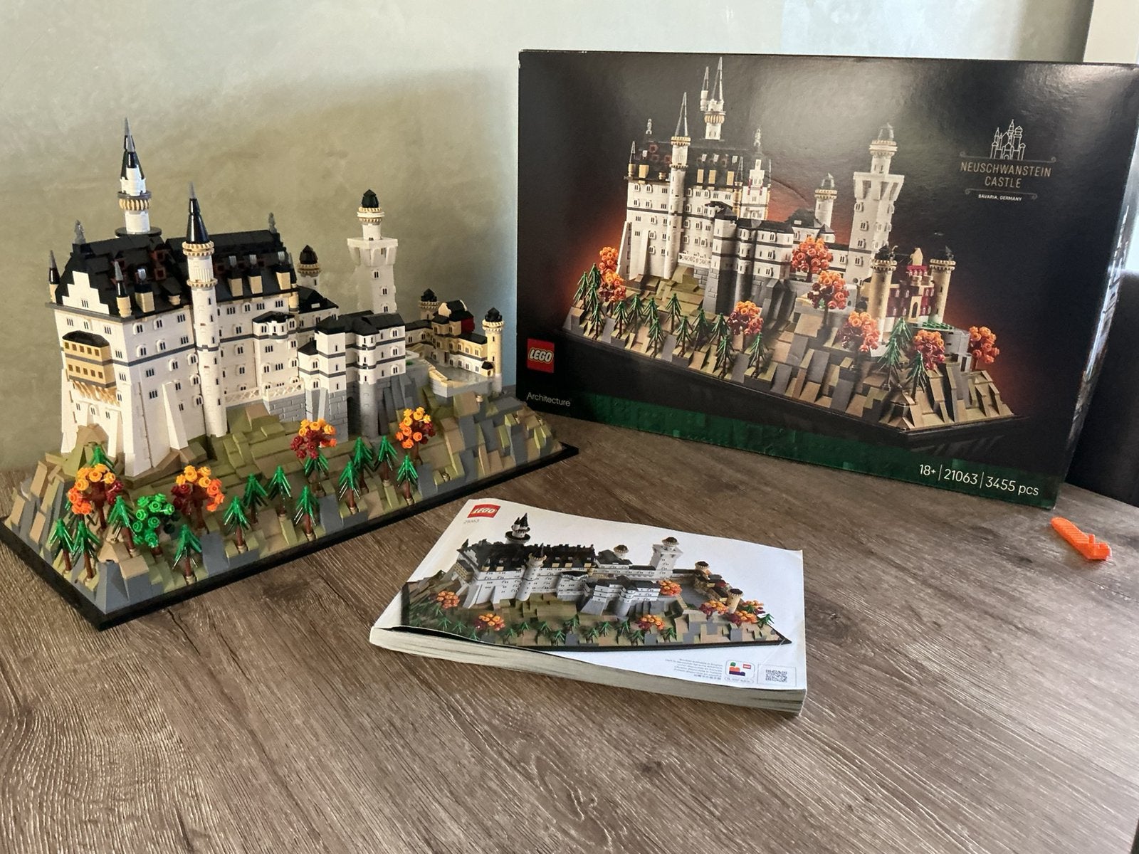 LEGO Architecture Neuschwanstein Kasteel 21063, Kinderen en Baby's, Ophalen of Verzenden, Zo goed als nieuw, Overige merken