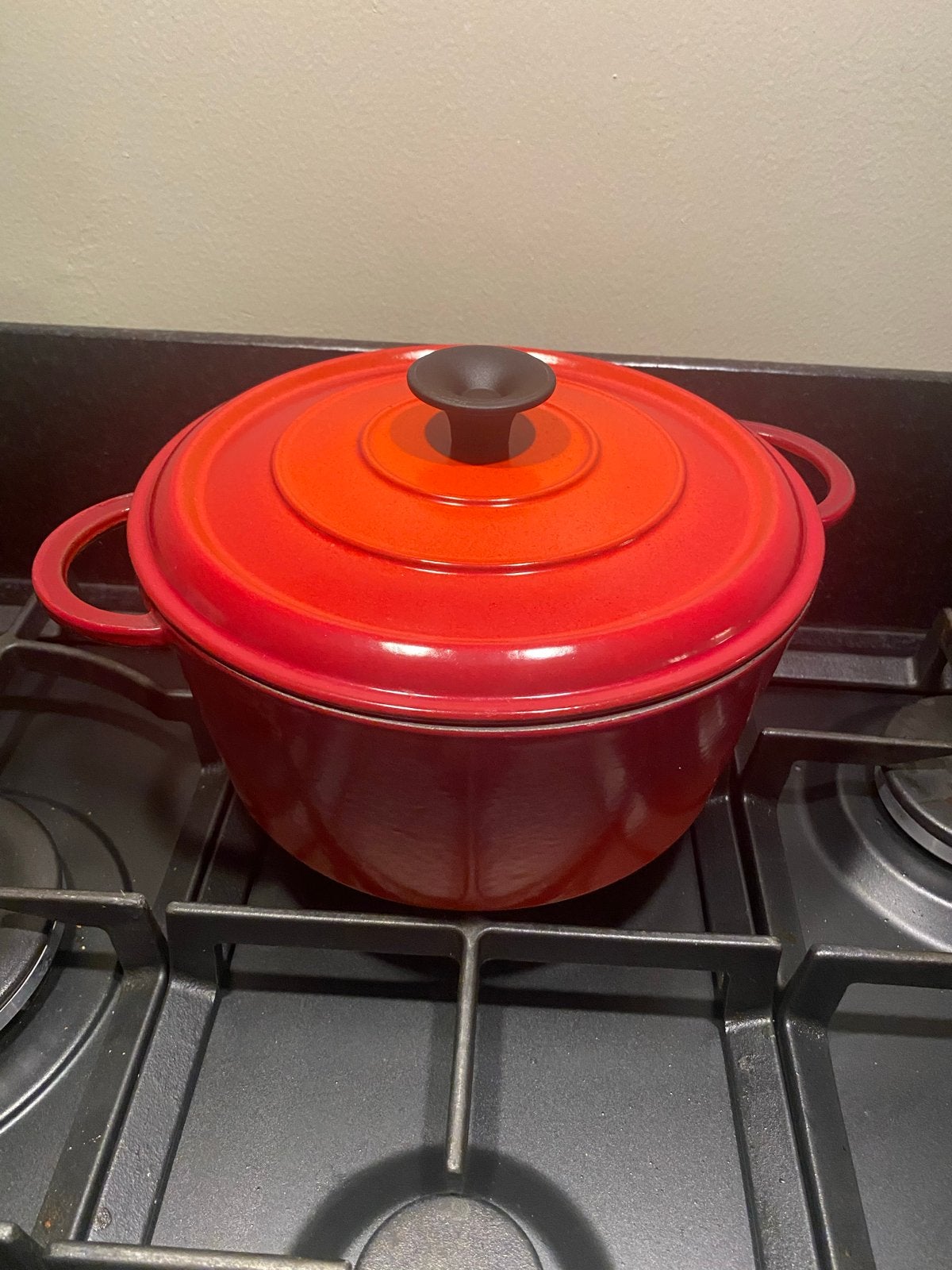 Rode gietijzeren braadpan - Made in France, Gebruikt, Met deksel, Ophalen of Verzenden, Overige merken