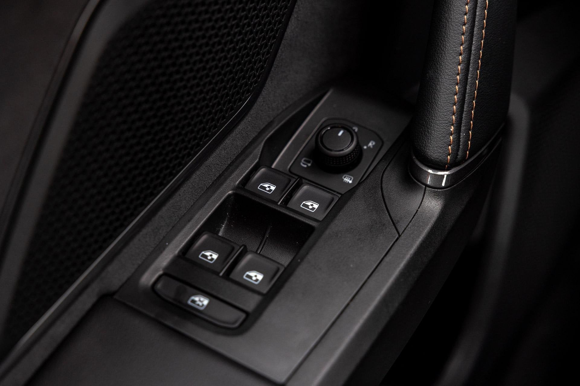 Foto 35 van CUPRA Leon Sportstourer 1.5 TSI e-Hybrid 272pk VZ Performanc