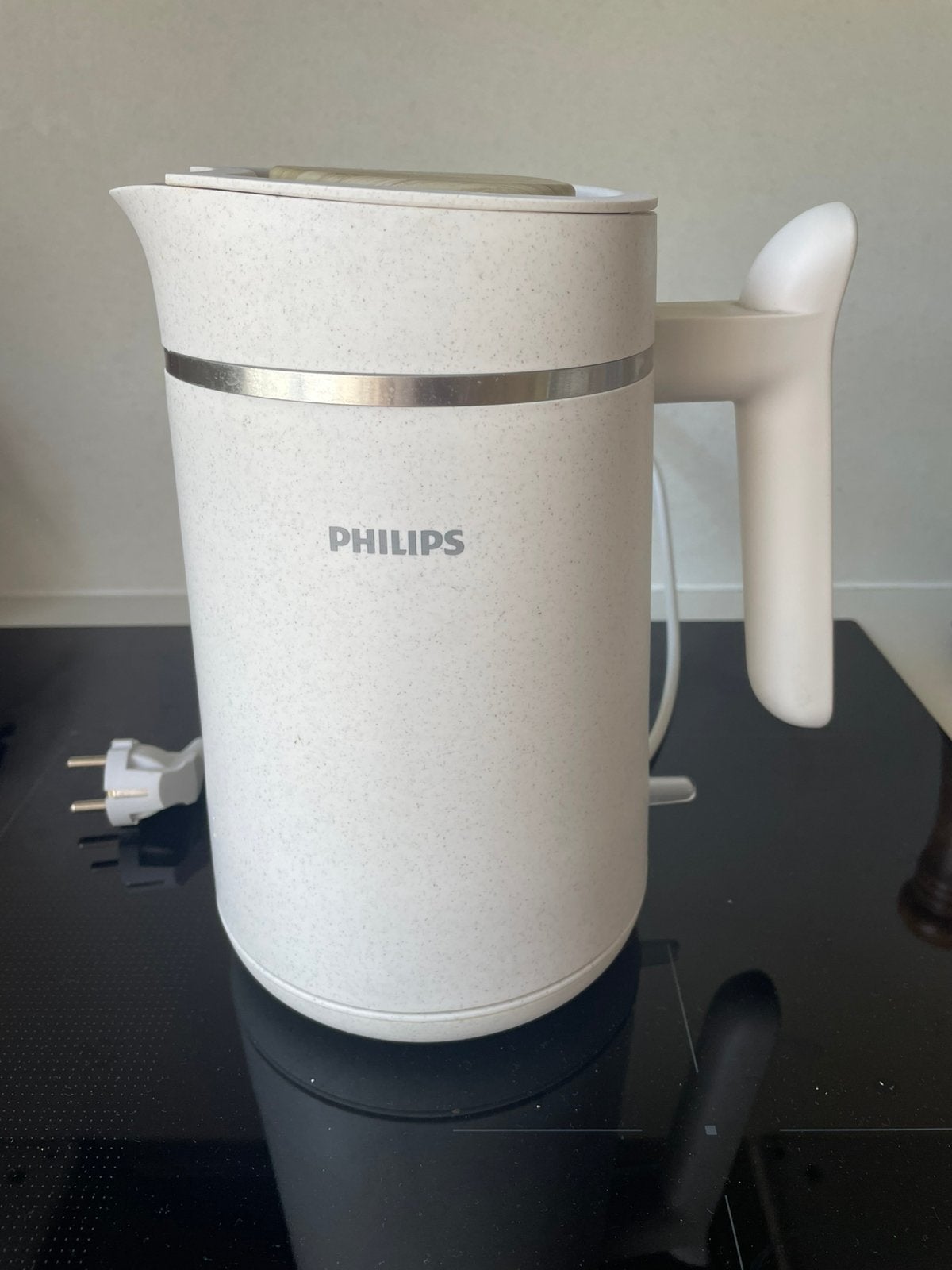 Waterkoker Phillips 1,7L, 1 tot 2 liter, Ophalen, Gebruikt