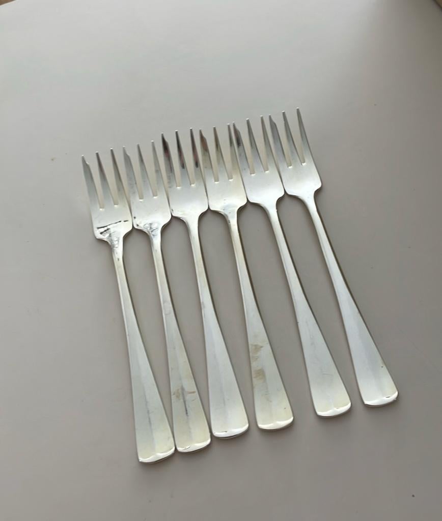 Grote maat verzilverde taartvorkjes Haags lofje, Huis en Inrichting, Ophalen of Verzenden, Zo goed als nieuw, Zilver