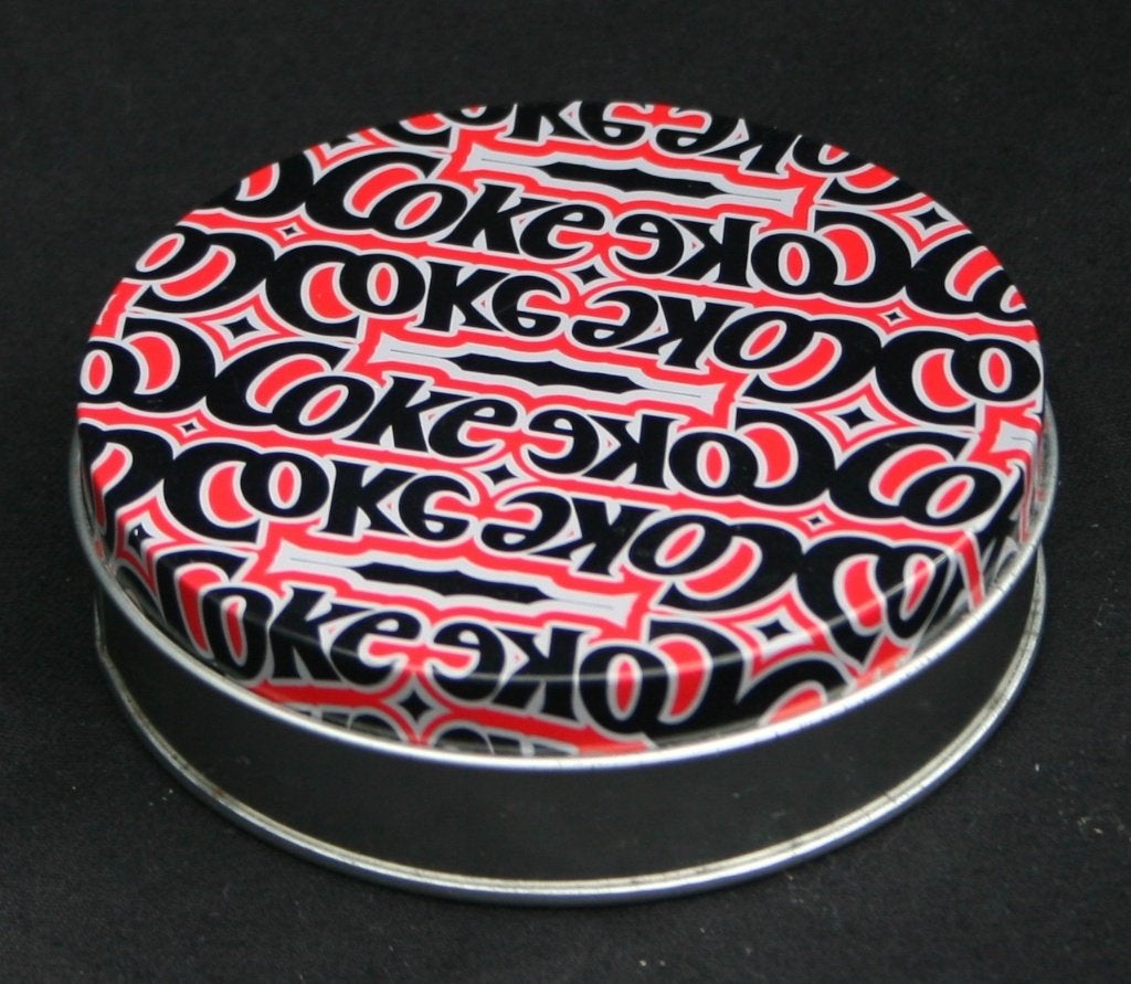 Coke onderzetters in blikken doosje, Ophalen of Verzenden, Zo goed als nieuw, Met opbergdoos, Kurk