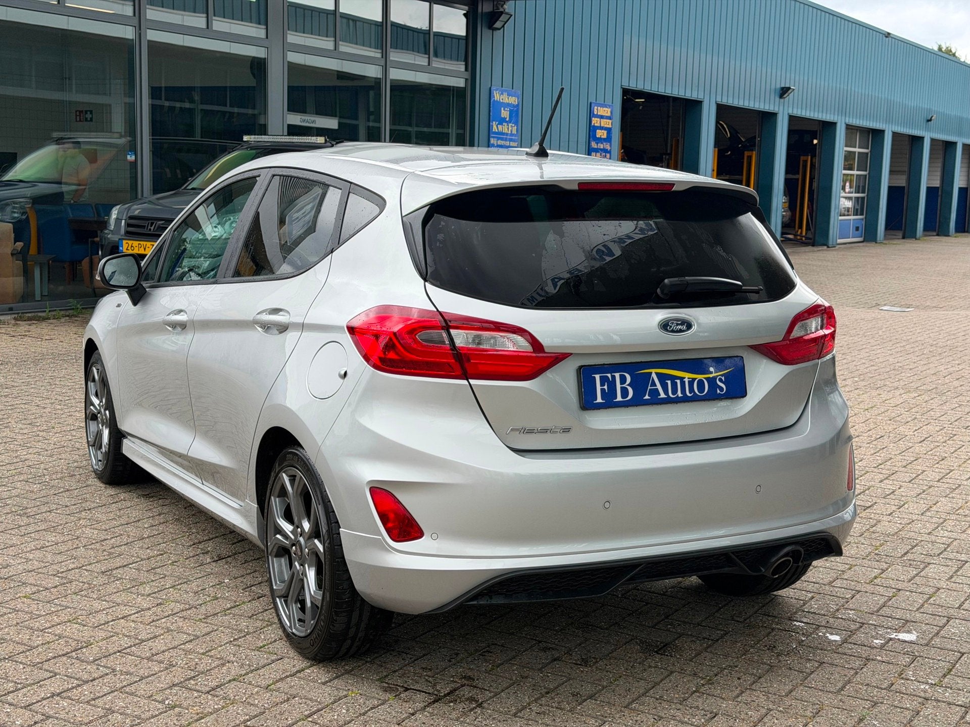 Ford Fiesta 1.0 EcoBoost ST-Line Airco Lmv Cruise Carplay, Auto's, Ford, Voorwielaandrijving, Stof, Gebruikt, Zwart