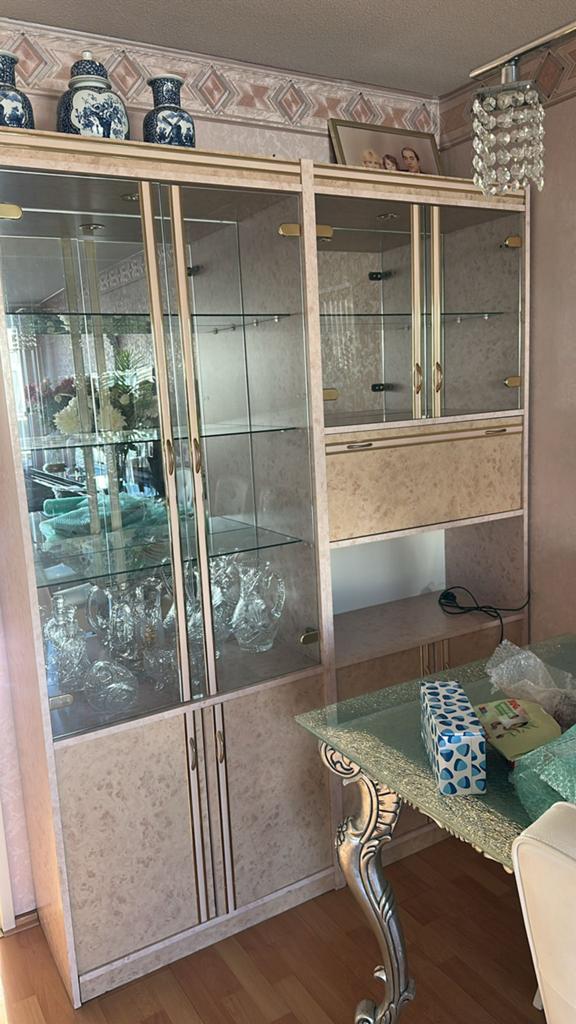 Roze gekleurde vitrine kast gratis ophalen, Ophalen, Gebruikt, 200 cm of meer, 50 tot 100 cm