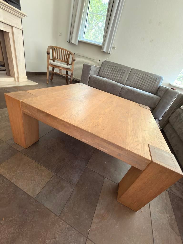 Robuuste Eikenhouten Salontafel - Vierkant, Ophalen, 100 tot 150 cm, Zo goed als nieuw, Minder dan 50 cm
