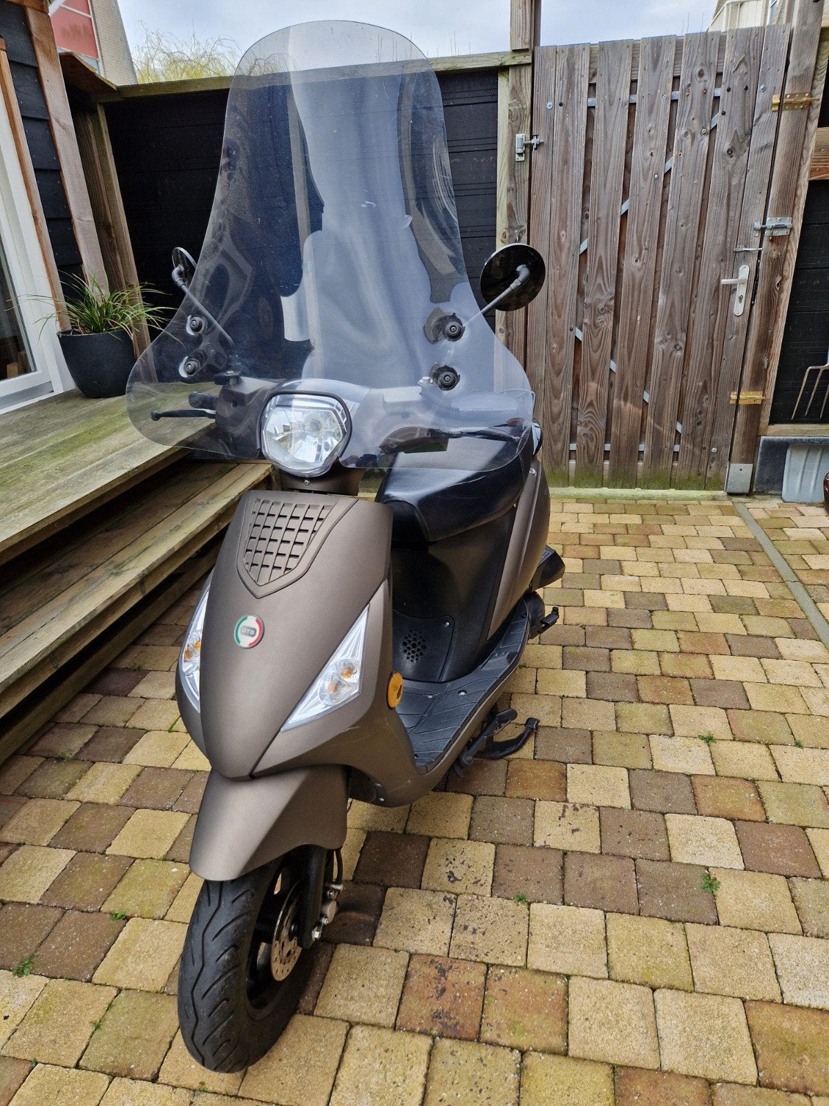 DTS Monza scooter uit 2020 met zonnescherm, Ophalen, Gebruikt, Benzine, Overige merken