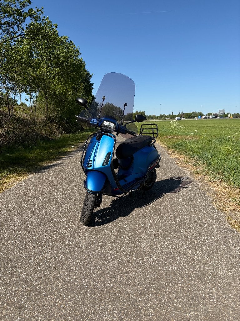 Vespa sprint 80cc, Fietsen en Brommers, Scooters | Vespa, Ophalen, Overige modellen, Zo goed als nieuw, 80 cc