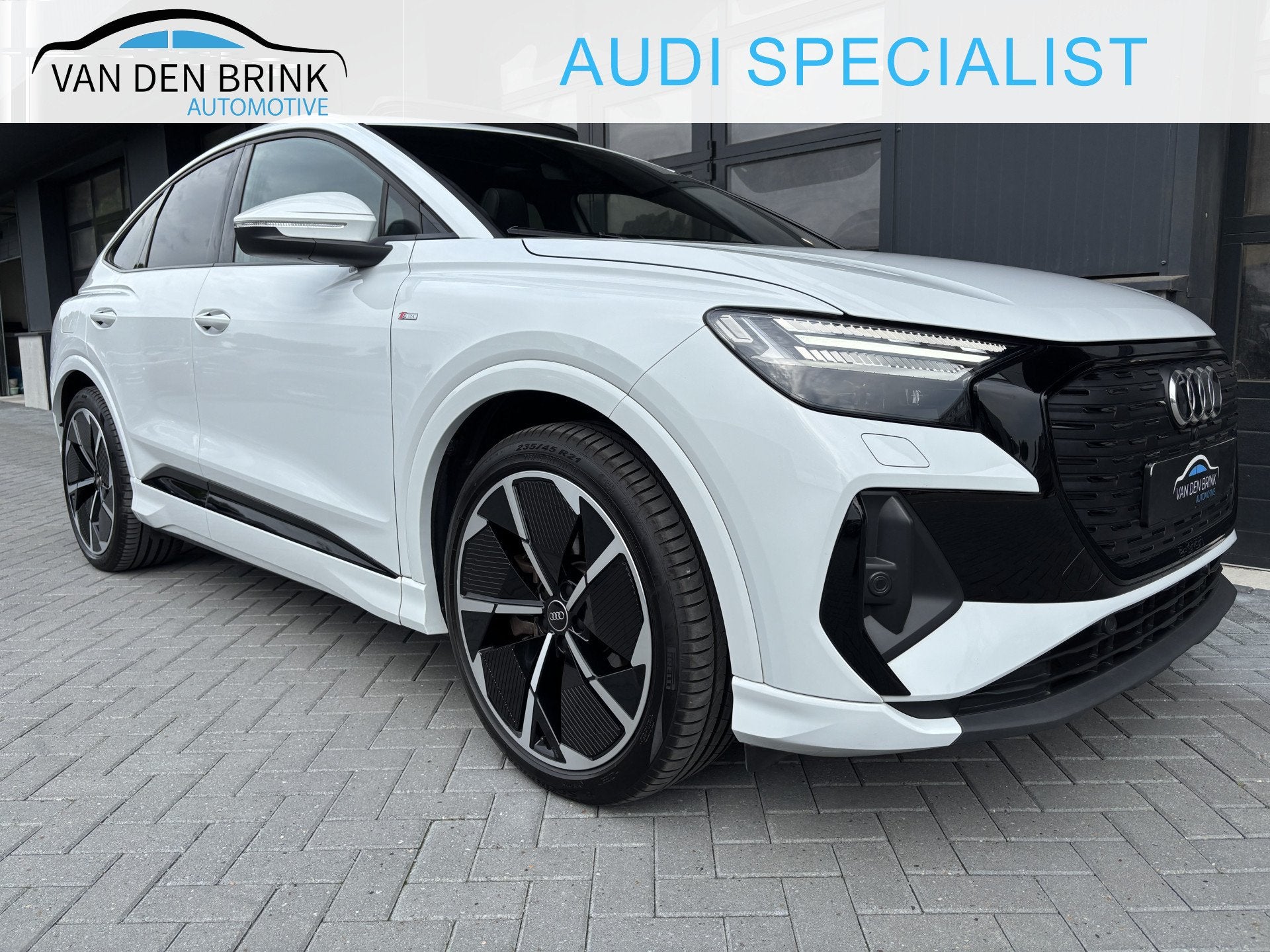 Audi Q4 Sportback e-tron 40 S-line Competition 77 kWh Pano, Automaat, Dealer onderhouden, Achterwielaandrijving, Gebruikt