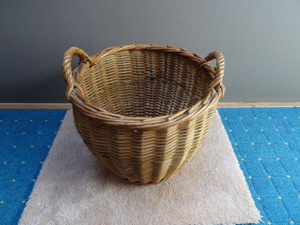 rond rieten/rotan mandje met 2 handvatten, Mand, Rond, Ophalen of Verzenden, Zo goed als nieuw