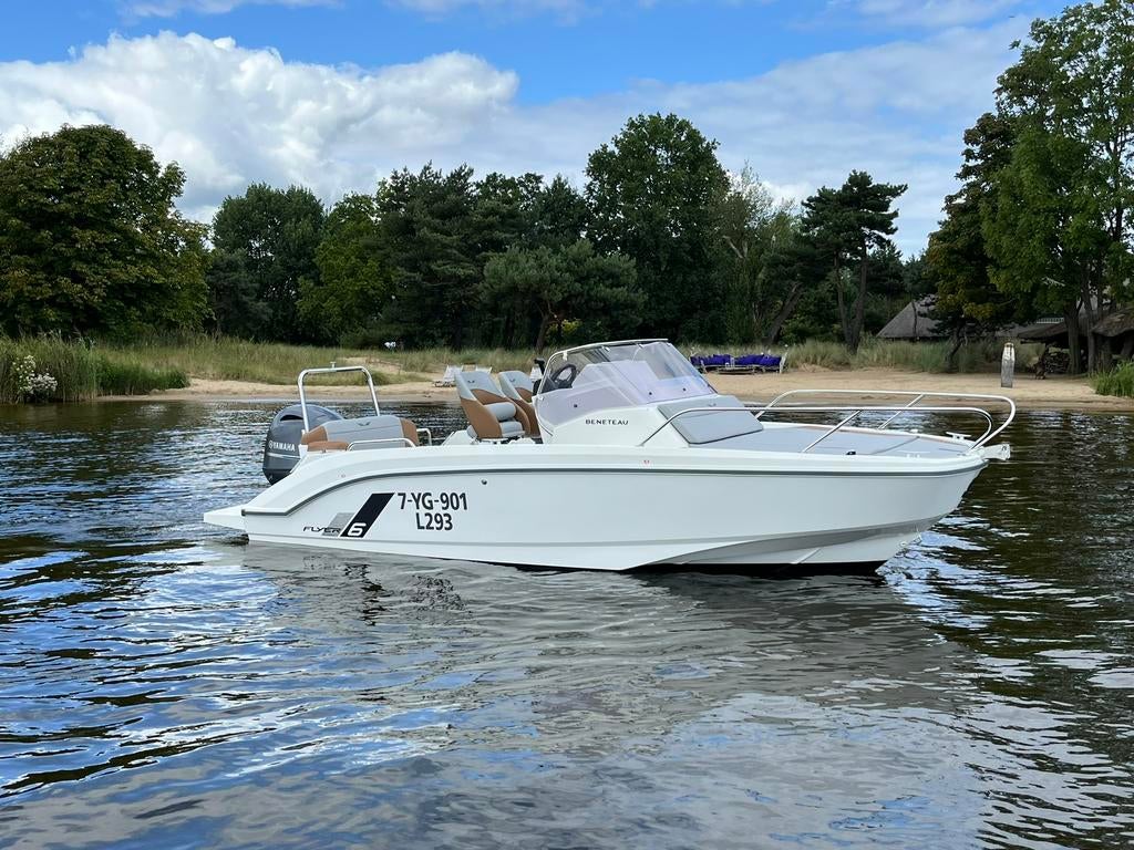 Beneteau Flyer 6 SUNdeck —Yamaha 130 PK — 2023, Ophalen, 120 tot 200 pk, Zo goed als nieuw, Buitenboordmotor