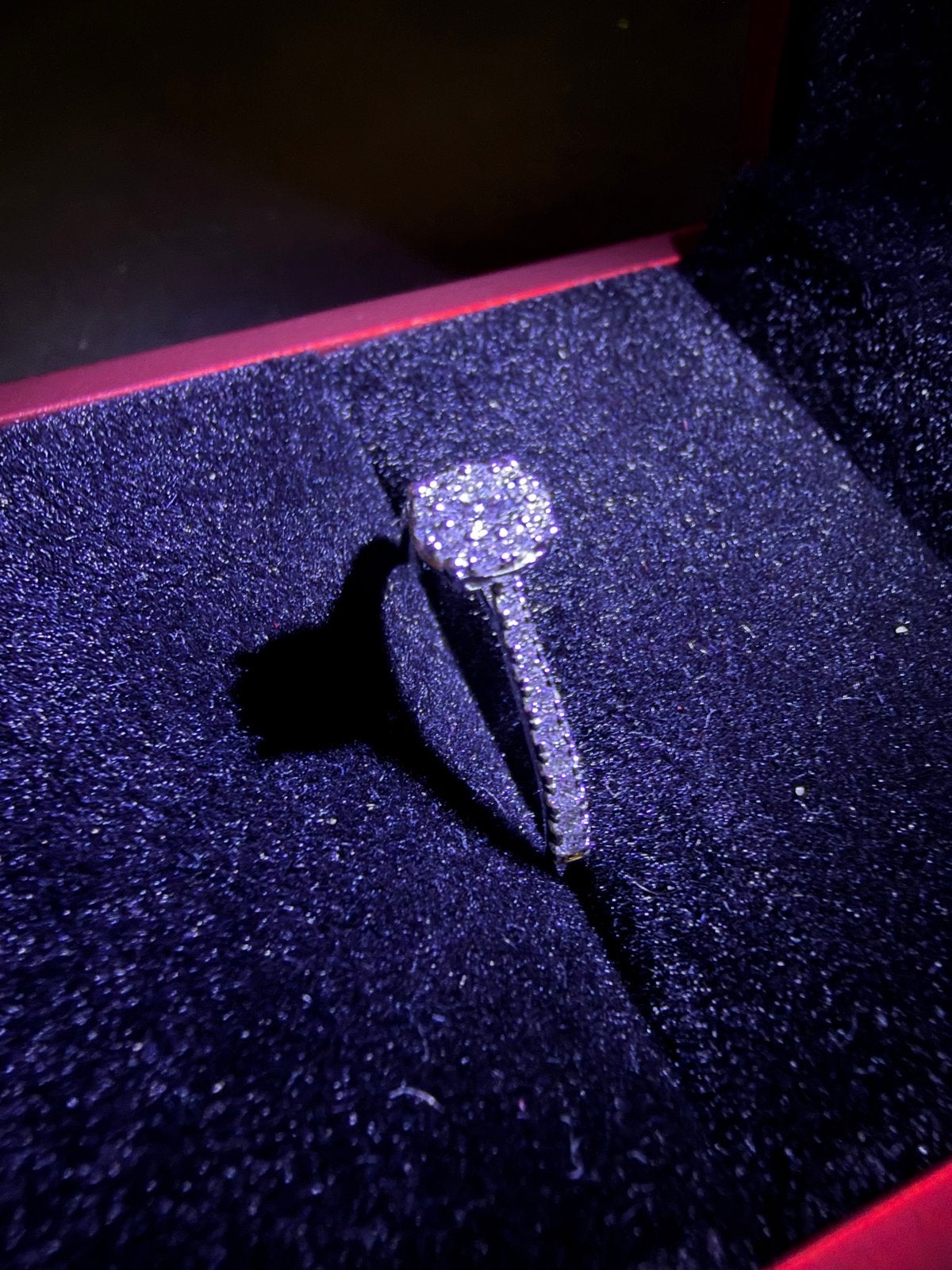 Prachtige 18K Gouden Ring met Diamanten, Ophalen, Zo goed als nieuw, 17 tot 18, Met edelsteen