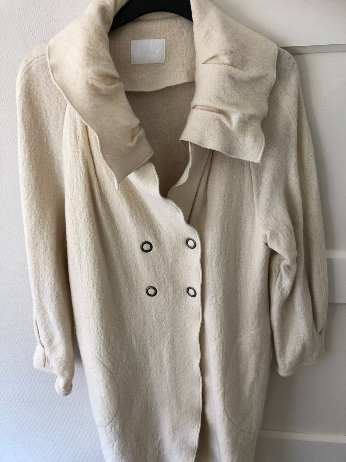 Te koop: wollen winterjas, ecru, maat 38/40, Ophalen of Verzenden, Zo goed als nieuw, Maat 38/40 (M), Beige