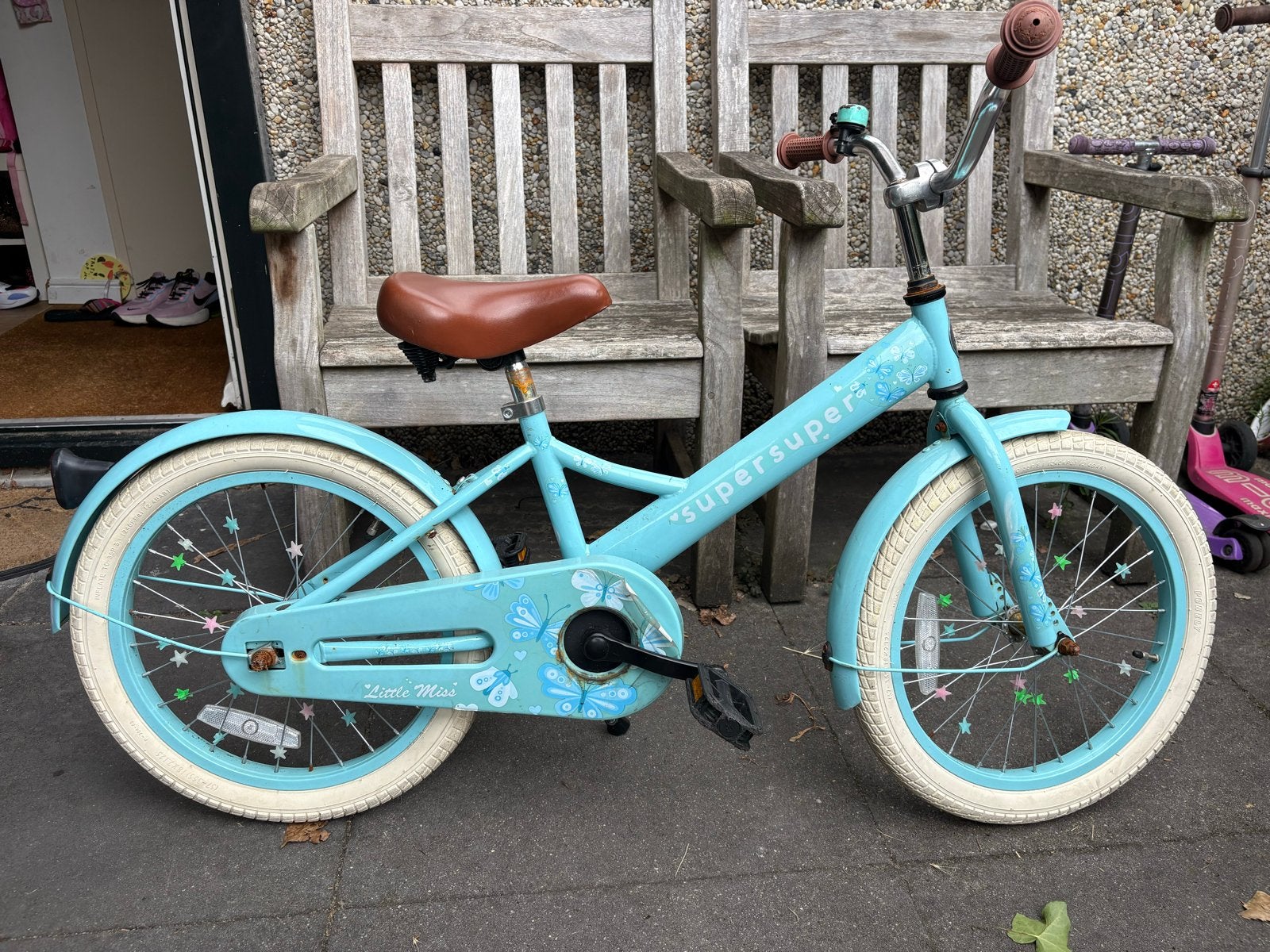 Kinderfiets (18 inch) - Supersuper Little Miss, Fietsen en Brommers, Ophalen, Gebruikt, Terugtraprem, 16 tot 20 inch