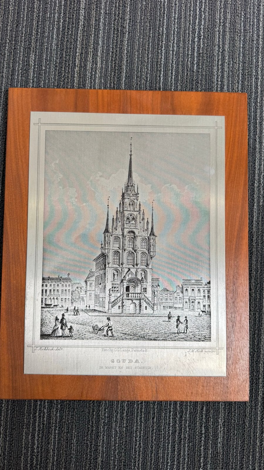 Metaal Antieke Gravure Gouda - J.M. Kolb naar J. Rohbock, Antiek en Kunst, Kunst | Etsen en Gravures, 1800 - 1899, Met tekst, Stadsgezicht