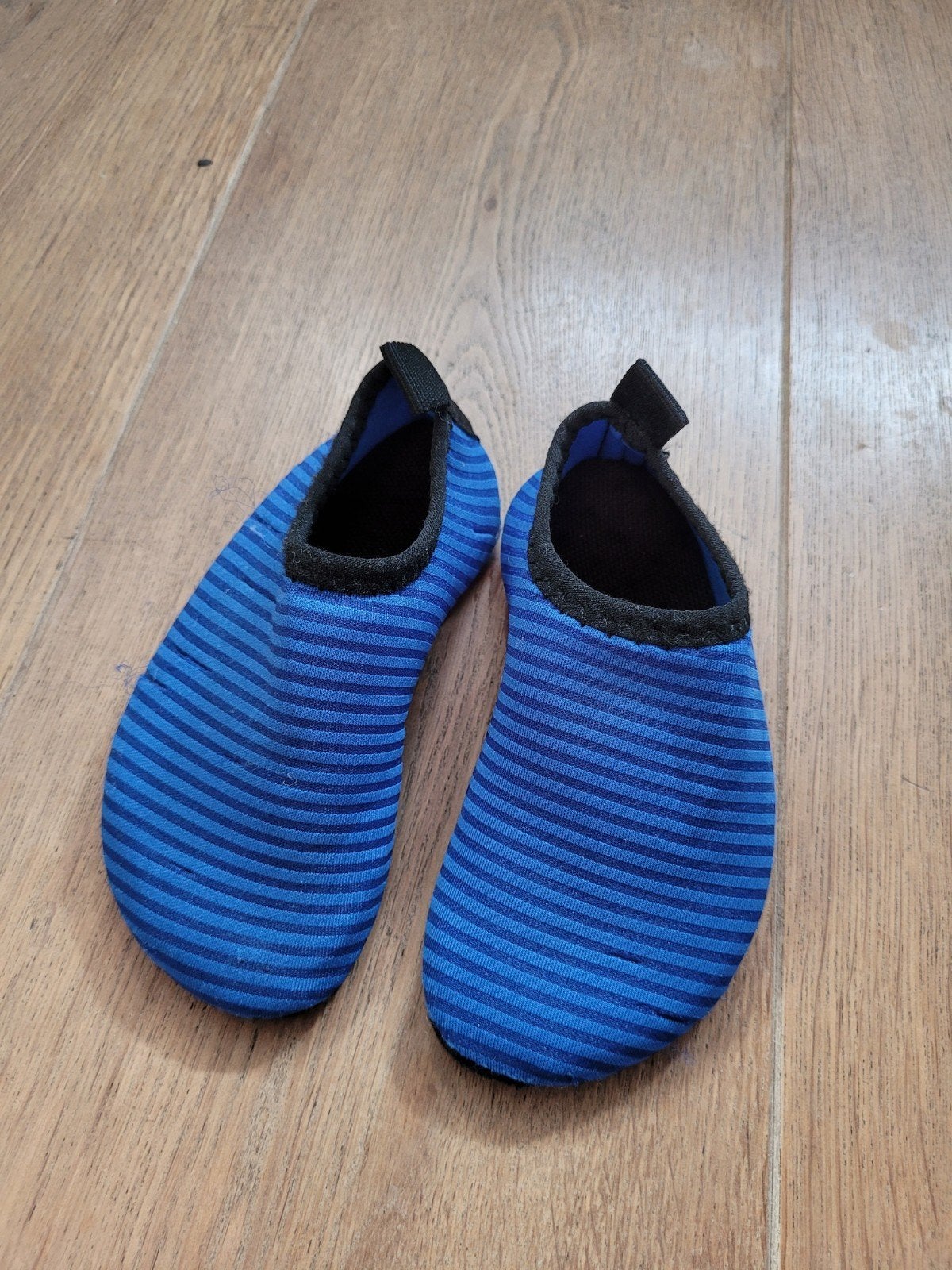 Waterschoenen met rubberen zool, elastisch, maat 22-23, Ophalen of Verzenden