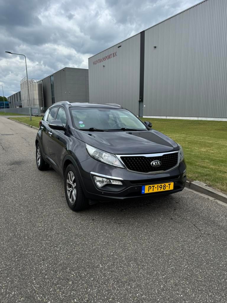 Kia Sportage 1.6 GDI 2WD 2014 Grijs - Nieuwe APK en banden, Voorwielaandrijving, Euro 5, 15 km/l, 1280 kg