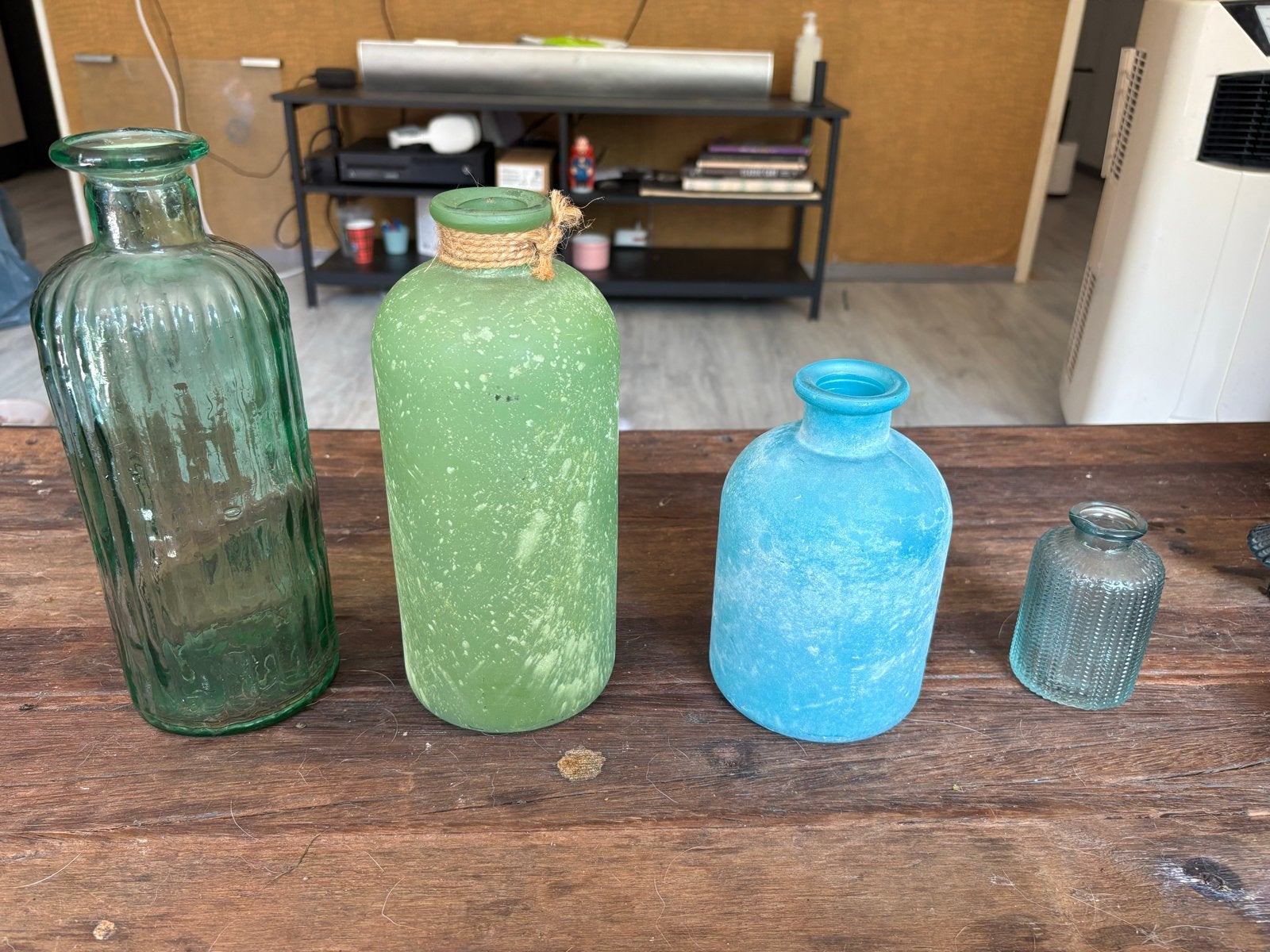 Decoratieve glazen flessen set - Groen en Blauw, Antiek en Kunst, Ophalen