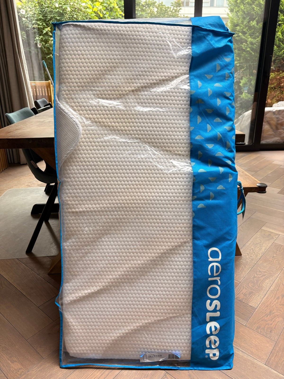 Aerosleep matras 60x120cm + beschermer, Ophalen, 190 cm of minder, Zo goed als nieuw, Matras