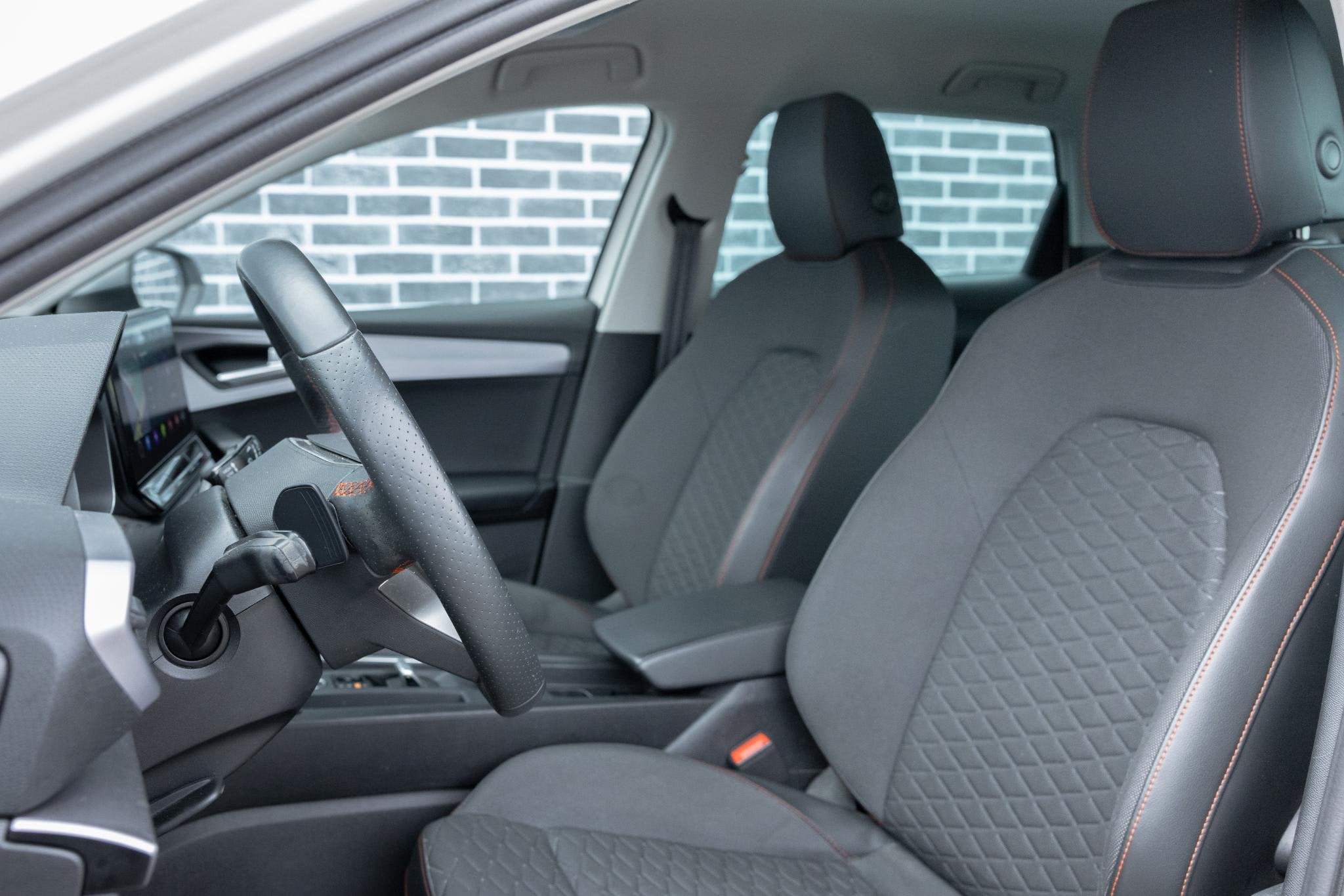 SEAT Leon Sportstourer 1.4 TSI eHybrid PHEV FR | Trekhaak |, Stof, Gebruikt, 4 cilinders, Leon