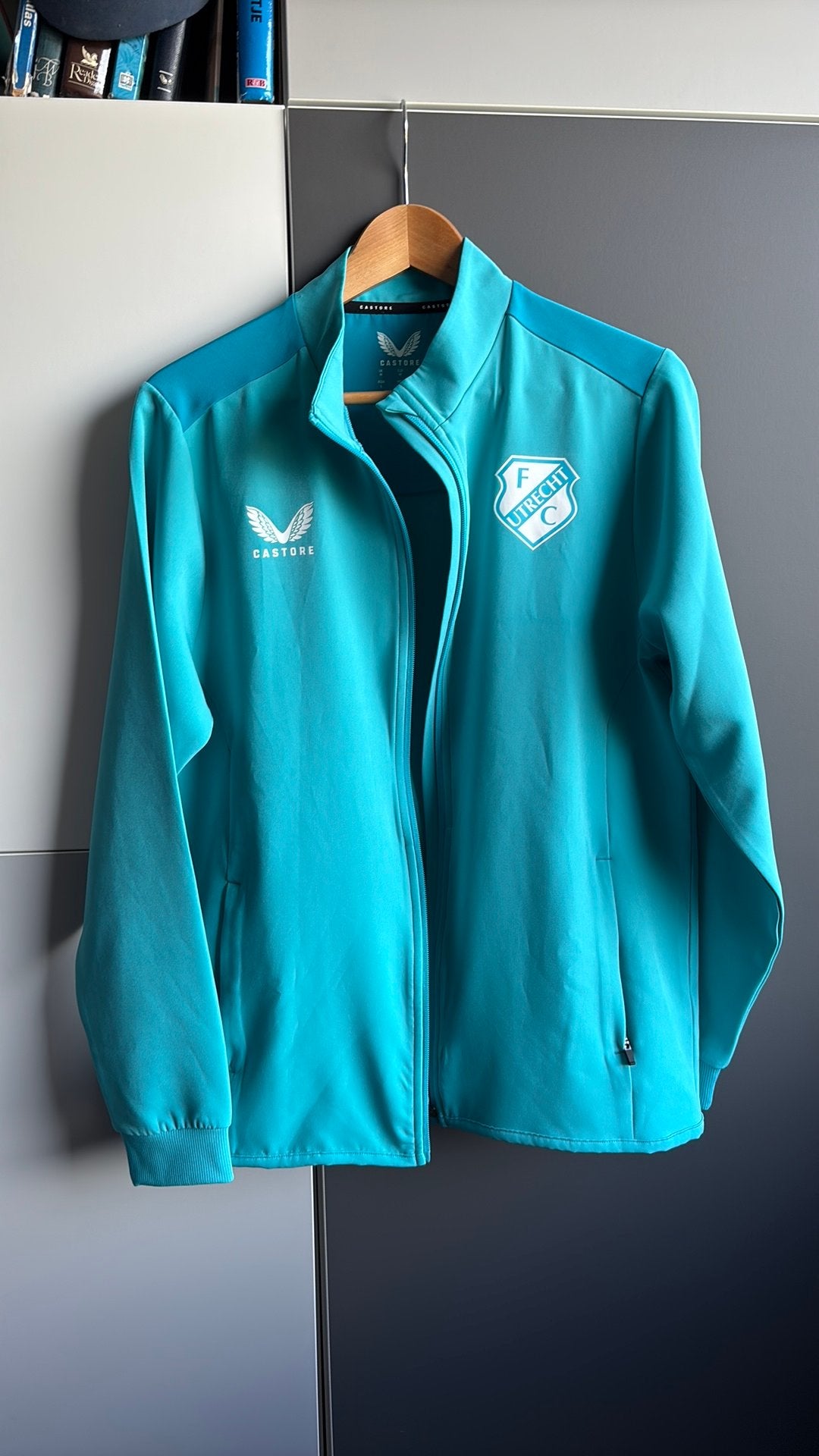 FC Utrecht vest in goede staat., Ophalen, Overige kleuren, Maat 48/50 (M), Zo goed als nieuw