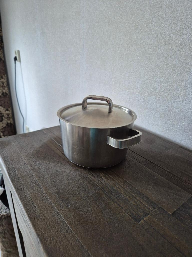 BK Kookpan 18 cm, Huis en Inrichting, Kookpan of Snelkookpan, Gebruikt, Ophalen of Verzenden, Rvs