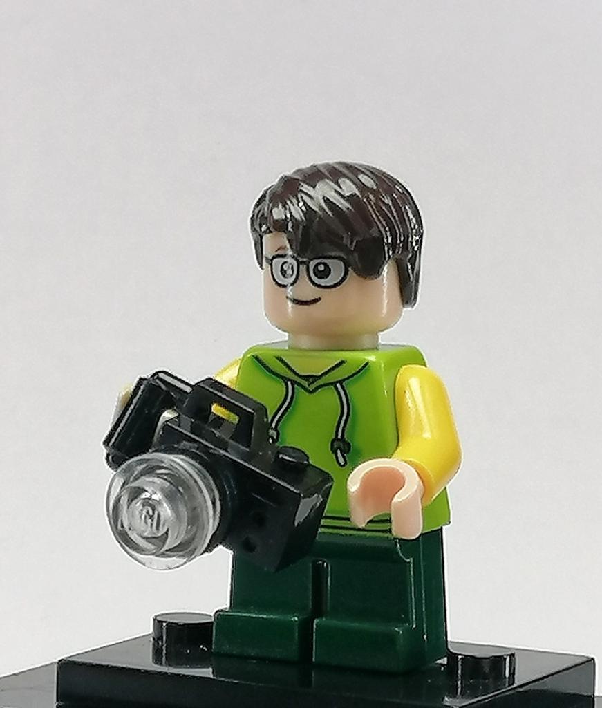 Lego minifiguur Piepjonge Fotograaf  € 2,00, Kinderen en Baby's, Speelgoed | Duplo en Lego, Ophalen of Verzenden, Zo goed als nieuw