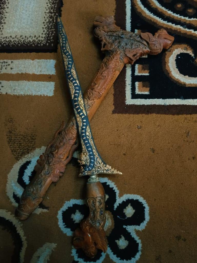 Antieke Keris Naga Weling Kinatah Goud Madura Keleng SVD27, Antiek en Kunst, Verzenden