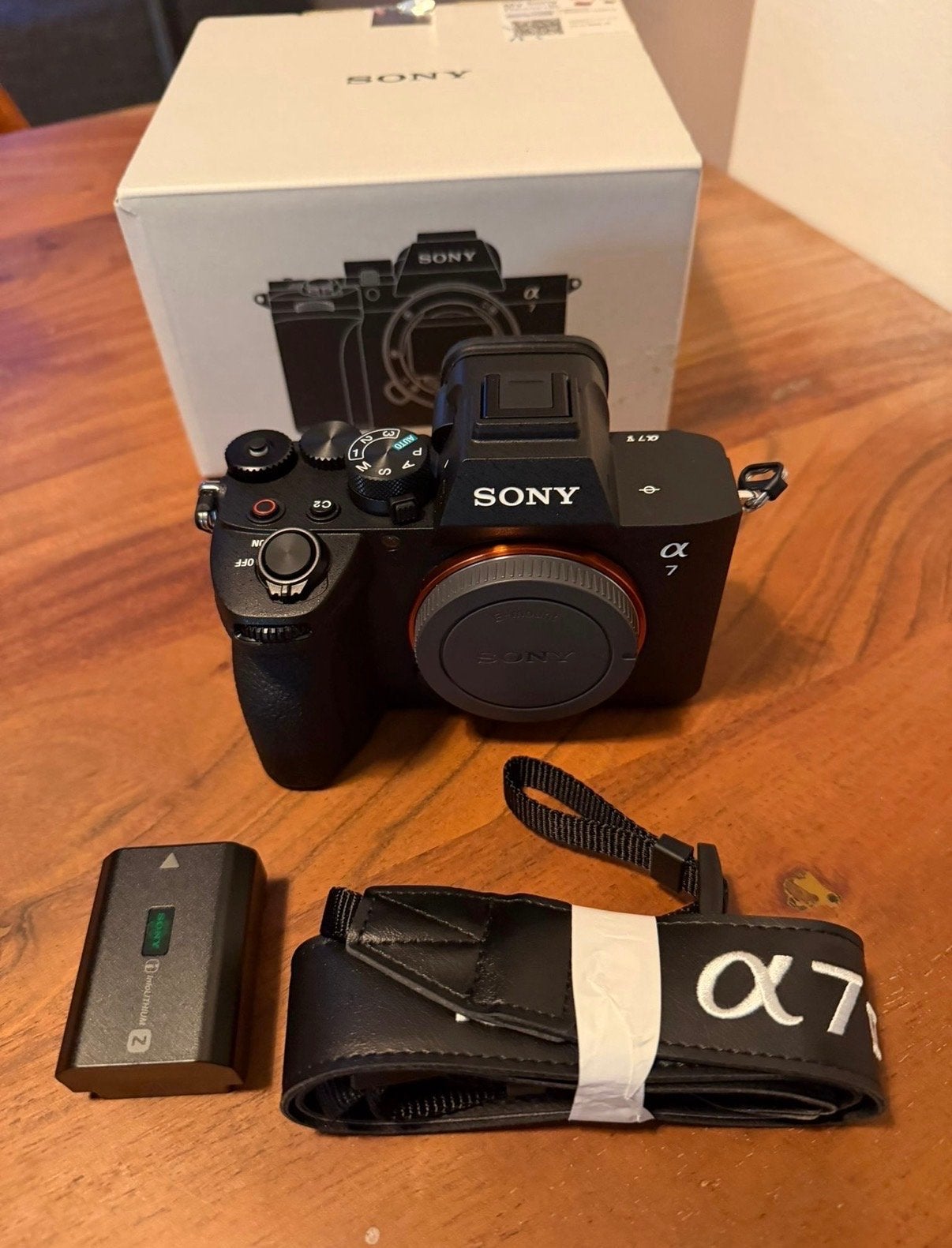Sony A7V  Body - slechts 5500 clicks!, Ophalen, 33 megapixels, Zo goed als nieuw, Accu