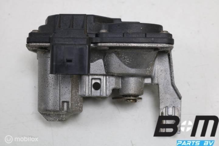 Klep in uitlaat VW Scirocco 2.0 TDI CUU 5Q0253691H, Gebruikt
