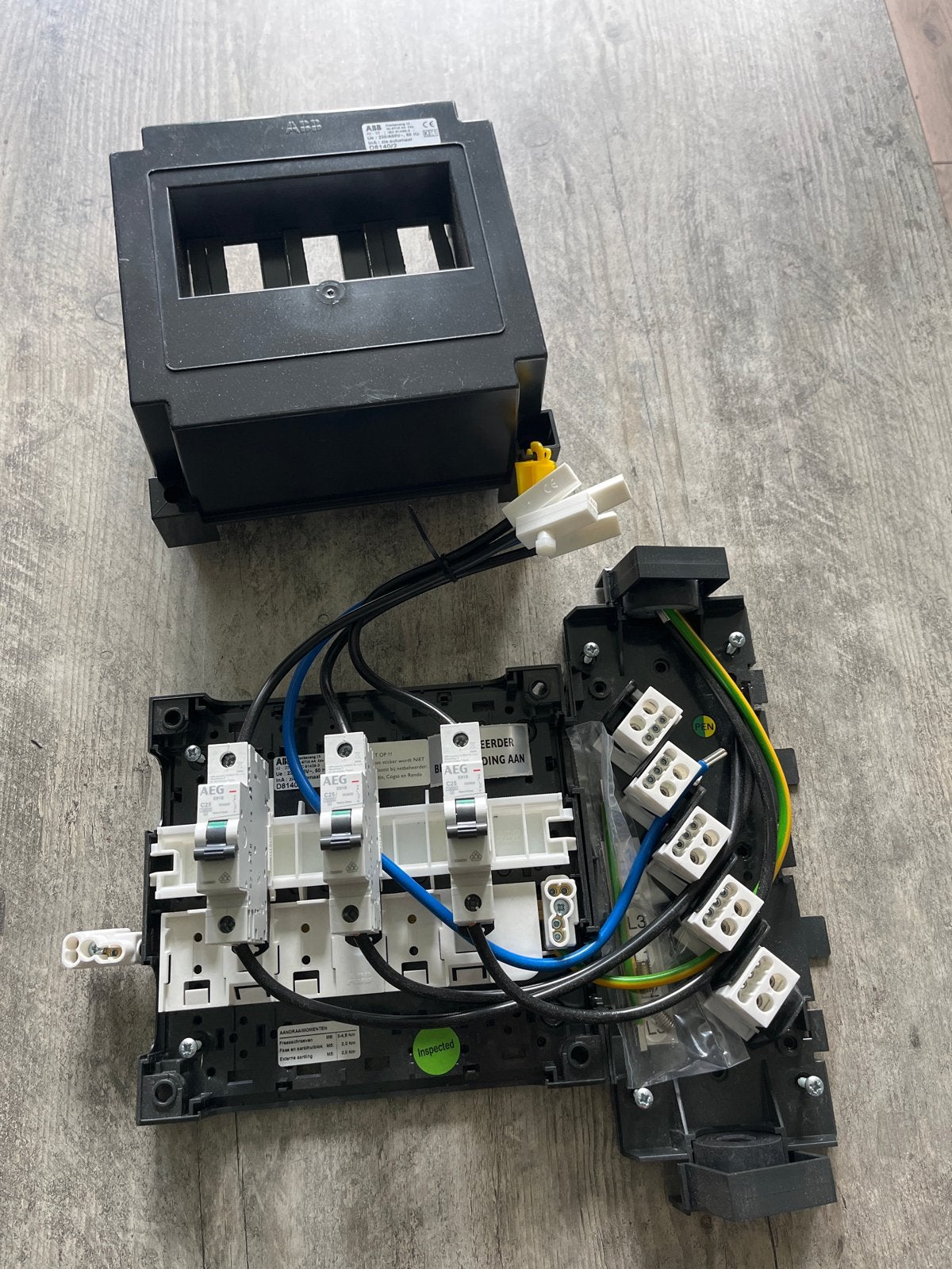 ABB Hafonorm Uitbreidingskast (DB140/2) met 3x AEG Groepen, Doe-het-zelf en Verbouw, Ophalen of Verzenden, Nieuw, ABB, Groepenkast