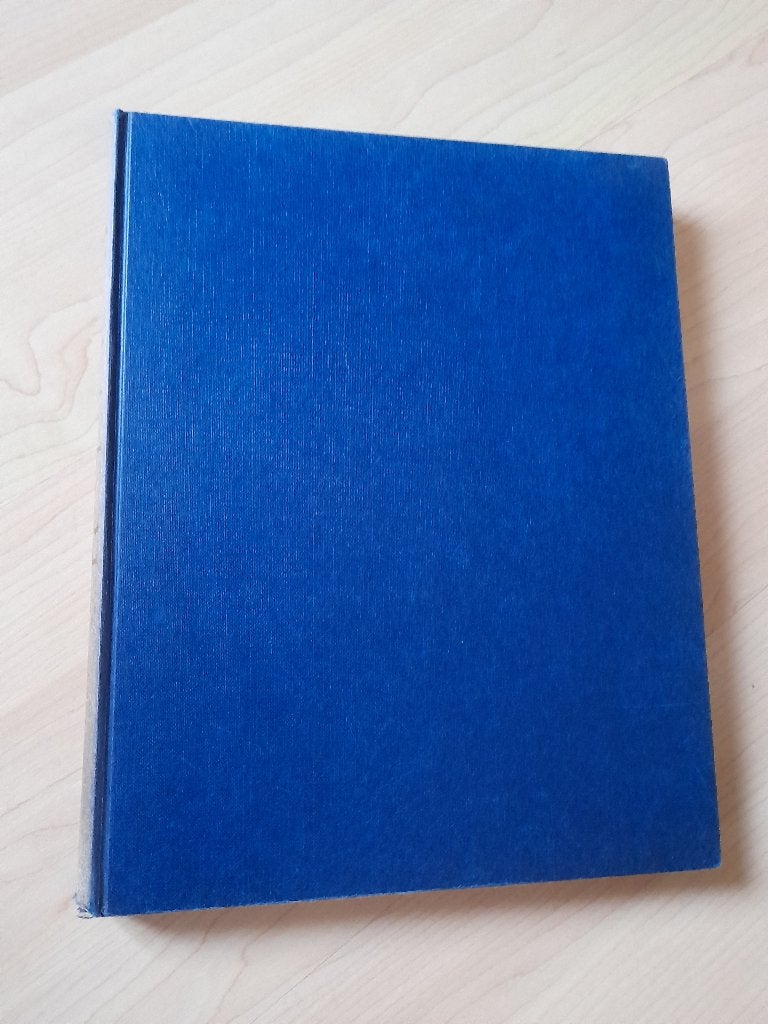 ORANJE IN BEELD LJ van der Klooster Een familiealbum uit de, Ophalen of Verzenden, Gelezen