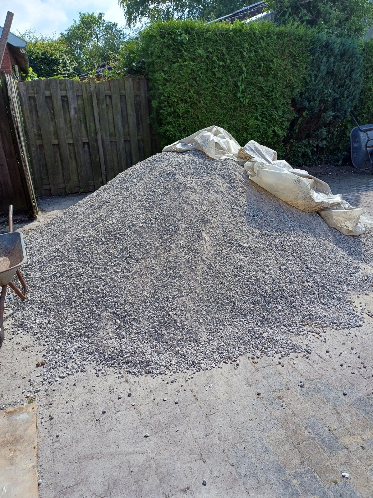 Betongranulaat - ongeveer 3 à 4 kuub, Ophalen
