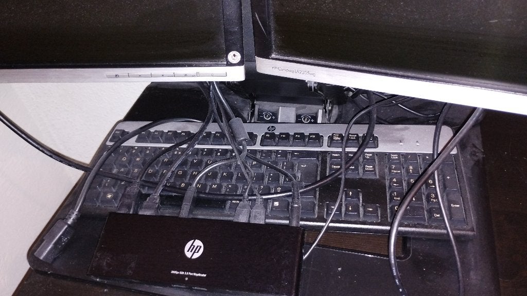 Beeldschermen HP LA2205wg, Computers en Software, Monitoren, Ophalen, HDMI, Kantelbaar, Full HD