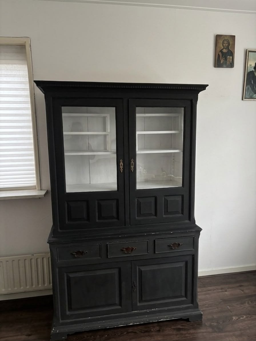 Antieke Zwarte Vitrinekast/Buffet, Ophalen