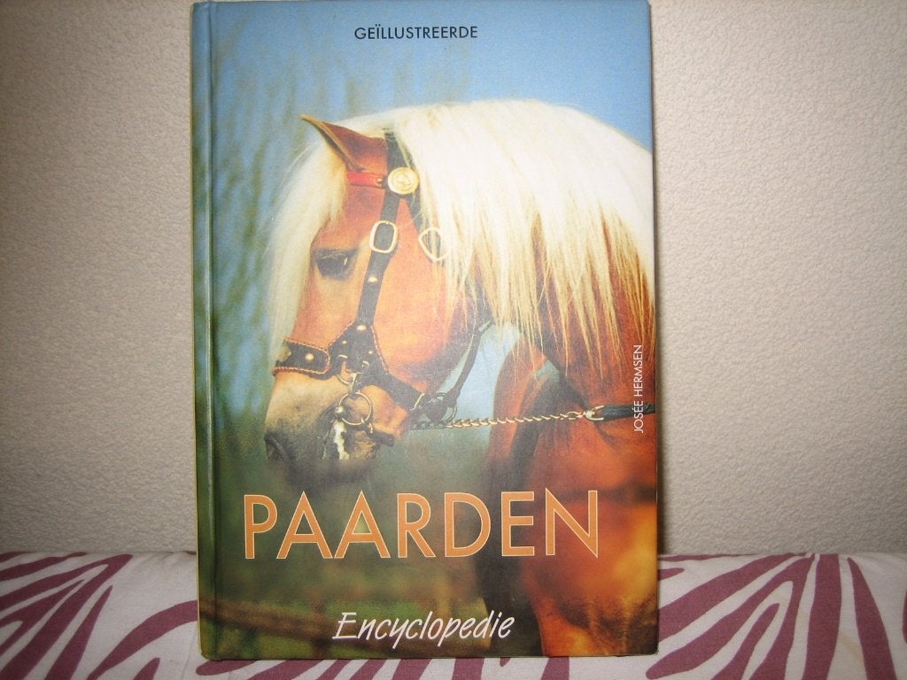 Paarden encyclopedie, Ophalen of Verzenden, Zo goed als nieuw, Dieren, Los deel