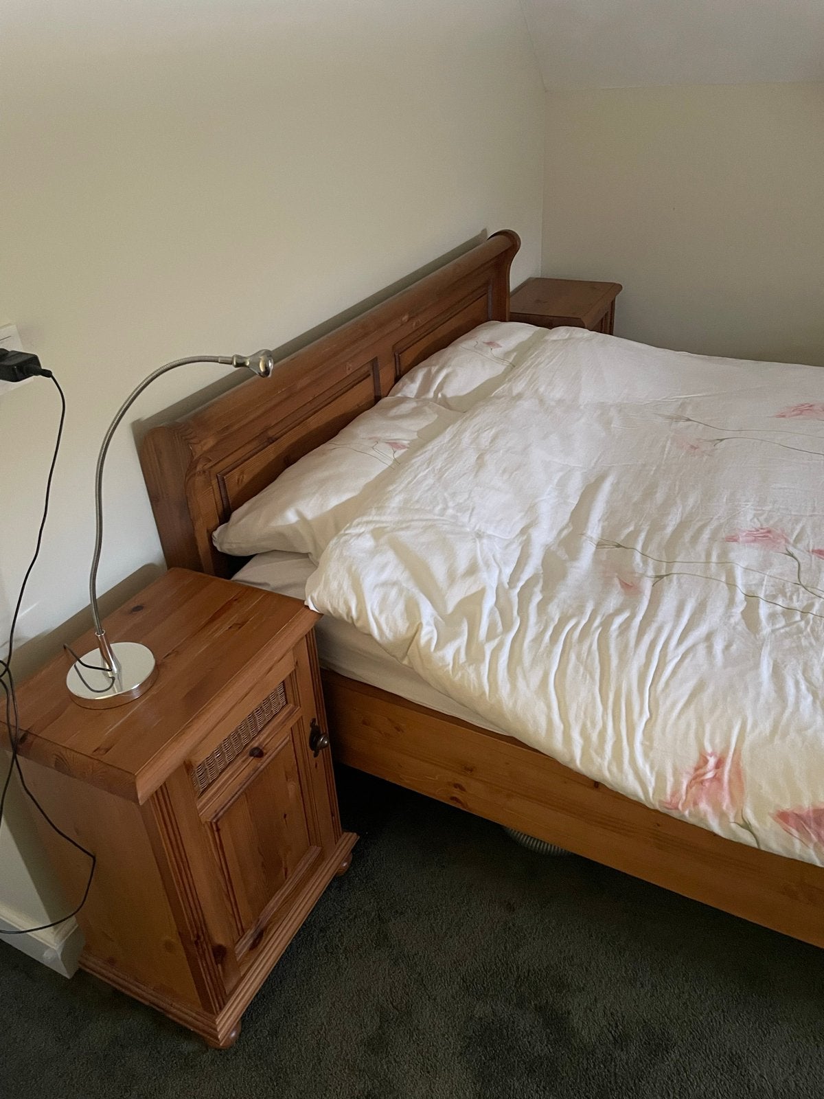 Robuust tweepersoons houten bed met toebehoren, Ophalen, Gebruikt, Bruin, Tweepersoons